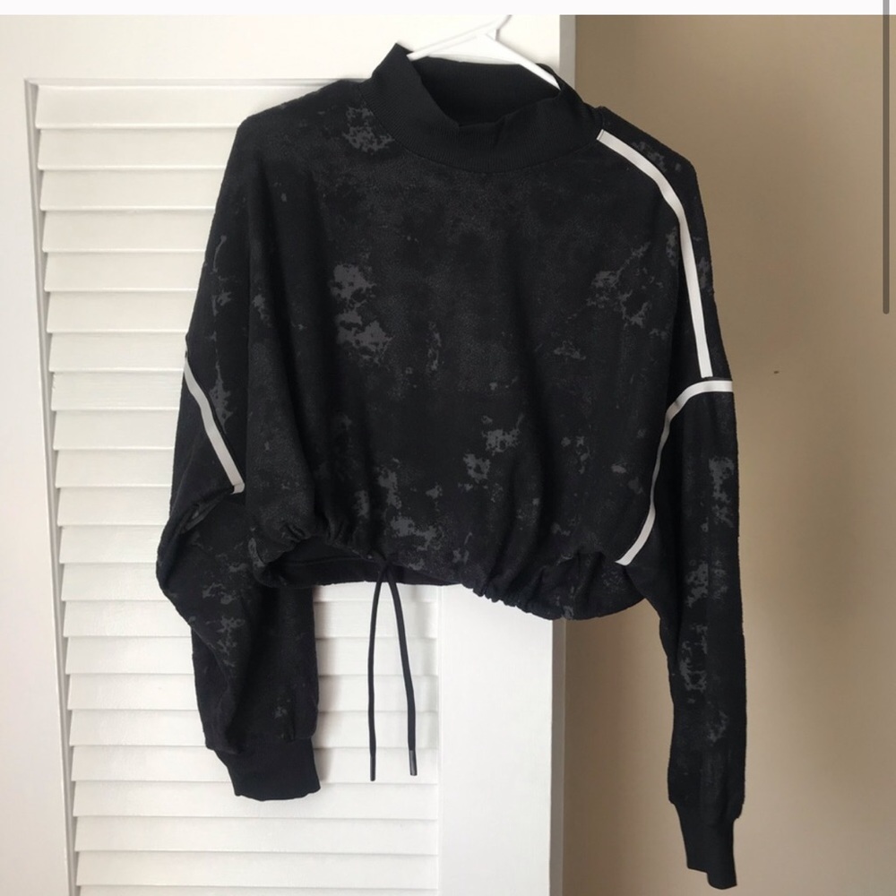 Nike lightweight sweater